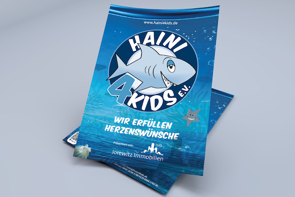 Flyer Haini4Kids Mockup HAINI4KIDS Verein Bielefeld Kinder Wunsch Herzenswunsch Spende Jorewitz Immobilien Logo